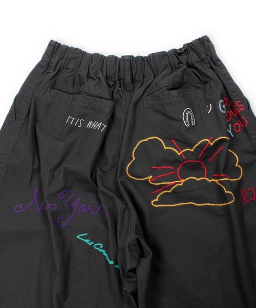 セール】Universal Style Wear 'ラクガキ' バズーカパンツ（その他