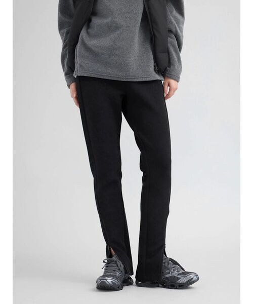 YORT(ヨート)の「イージーフィット ストレッチパンツ(その他パンツ・レディース・チャコール/ブラック・MEDIUM)」の2枚目の写真