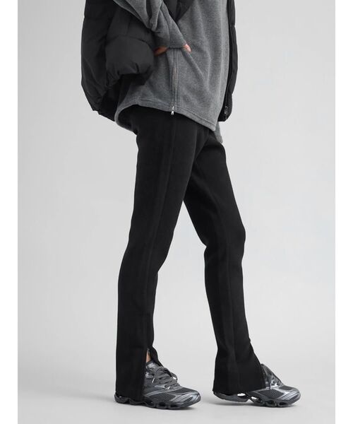 YORT(ヨート)の「イージーフィット ストレッチパンツ(その他パンツ・レディース・チャコール/ブラック・MEDIUM)」の21枚目の写真
