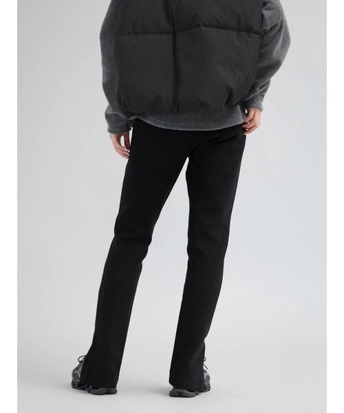 YORT(ヨート)の「イージーフィット ストレッチパンツ(その他パンツ・レディース・チャコール/ブラック・MEDIUM)」の11枚目の写真