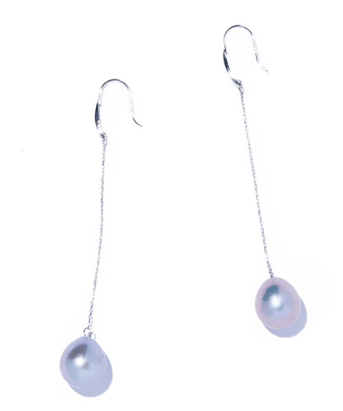 les bonbon(ルボンボン)の「【les bon bon】brume pearl long pierce/ブリュム パール ロング ピアス BOB831(ピアス(両耳用)・レディース・シルバー・FREE)」の3枚目の写真