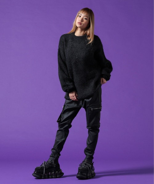 DANKE SCHON（ダンケシェーン）の「【WEB&DEPOT限定】DankeSchon/ダンケシェーン/SHAGGY CREWNECK（ニット/セーター・レディース・ブラック/ホワイト/モスグリーン・L/XL/M）」の16枚目の写真