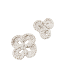 SLEEKGLOW（スリック グロウ）の「フラワーニットブローチセット[アイボリー]（その他小物）」