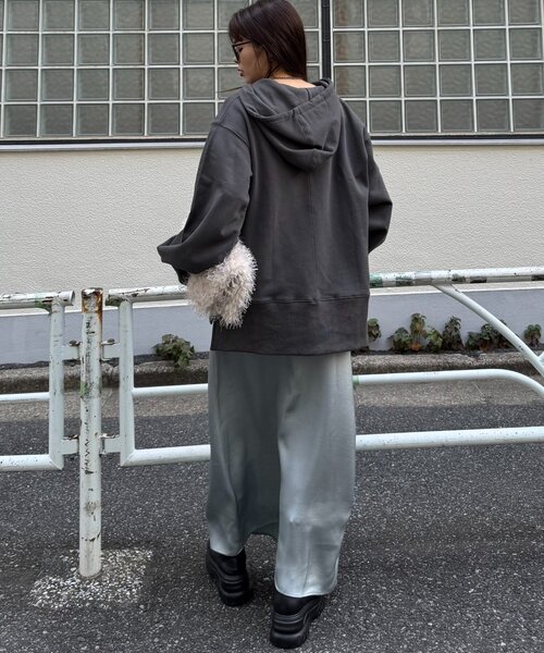 CIAOPANIC TYPY(チャオパニックティピー)の「ワンポイントロゴ刺繍フーディー(Tシャツ/カットソー・レディース・バーガンディー/チャコールグレー/オフホワイト/ブラウン/ネイビー・ONE SIZE)」の21枚目の写真