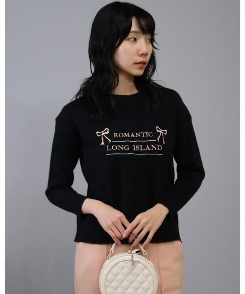 Doumoi(ドゥモエ)の「ドロップショルダー英字ロゴニット プルオーバー(ニット/セーター・レディース・グレー/ホワイト/ブラック・FREE)」の20枚目の写真