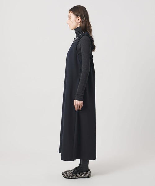 UNITED ARROWS（ユナイテッドアローズ）の「LIGHT PONGY フリル ワンピース（ワンピース・レディース・ブラック/ネイビー・38/36）」の11枚目の写真