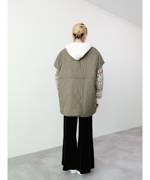 DOLLUPOOPS（ドールアップウップス）の「トグルキルト中綿ベスト（ベスト・レディース・チャコール/カーキ/ブラック・FREE）」の18枚目の写真