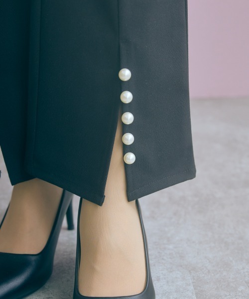 marun（マルン）の「＜大きいサイズ＞裾スリットストレートパンツ marun（スラックス・レディース・ブラック・LL/L/5L/4L/3L）」の21枚目の写真