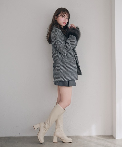 fupel（フぺル）の「fur sleeve Mid stand collar coat / 袖ファーミドル丈ステンカラーコート（ステンカラーコート・レディース・ブラック/グレー/アイボリー・FREE）」の10枚目の写真