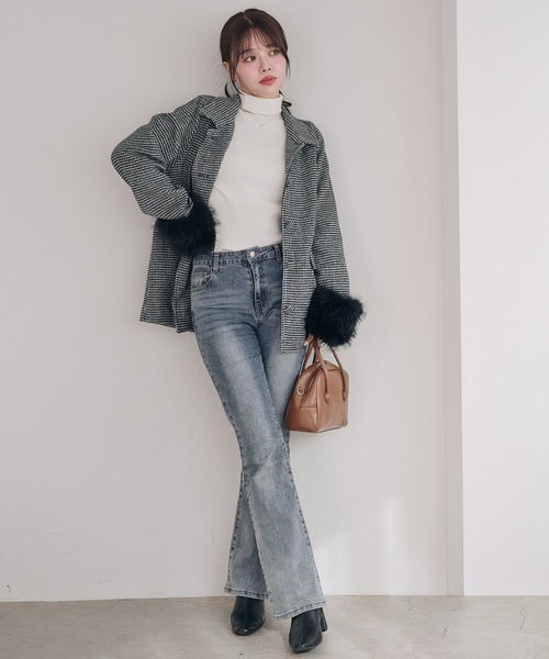 fupel（フぺル）の「fur sleeve Mid stand collar coat / 袖ファーミドル丈ステンカラーコート（ステンカラーコート・レディース・ブラック/グレー/アイボリー・FREE）」の20枚目の写真