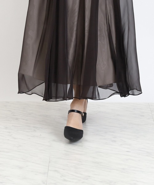 TRUDEA(トルディア)の「グリッターチャンキーヒールパンプス(パンプス・レディース・ゴールド/ブラック/シルバー・SMALL/MEDIUM/LARGE)」の1枚目の写真