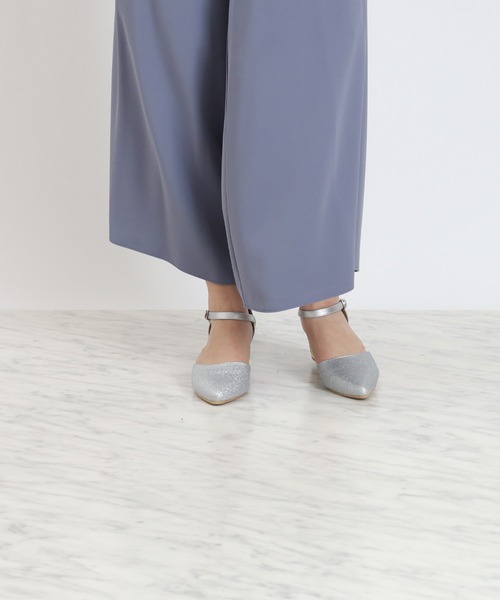 TRUDEA(トルディア)の「グリッターチャンキーヒールパンプス(パンプス・レディース・ゴールド/ブラック/シルバー・SMALL/MEDIUM/LARGE)」の10枚目の写真