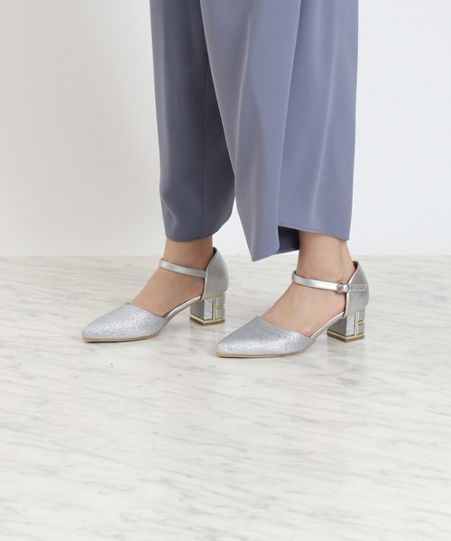 TRUDEA(トルディア)の「グリッターチャンキーヒールパンプス(パンプス・レディース・ゴールド/ブラック/シルバー・SMALL/MEDIUM/LARGE)」の11枚目の写真