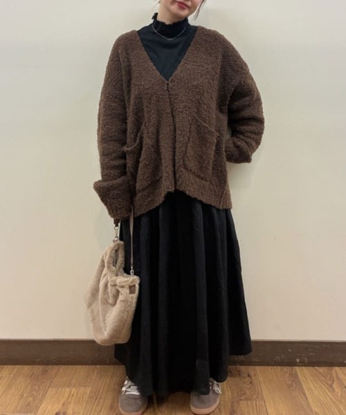Right-on（ライトオン）の「HONEYSUCKLE ROSE(ハニーサックルローズ)【レディース】フェイクファーワンショルダー（ショルダーバッグ・レディース・ベージュ/グレー・ONE SIZE）」の15枚目の写真