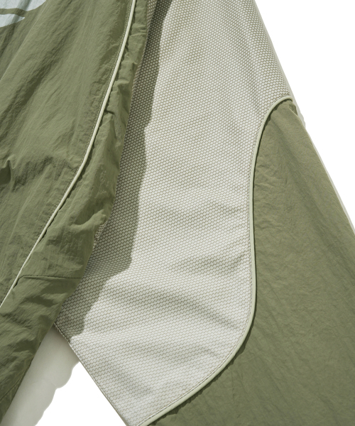 PHYPS MOTORCYCLE(フィップスモーターサイクル)の「Speed Track Solid nylon Long Sleeve Khaki(Tシャツ/カットソー・レディース・その他・SMALL/MEDIUM/LARGE/X-LARGE)」の6枚目の写真