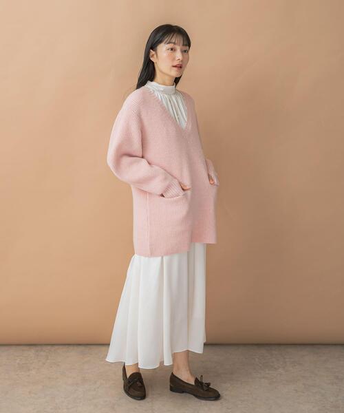 URBAN RESEARCH ROSSO WOMEN(アーバンリサーチ ロッソ)の「アルパカ混カーブスリーブVネックプルオーバー(ニット/セーター・レディース・グレー/ピンク/ネイビー・FREE)」の22枚目の写真