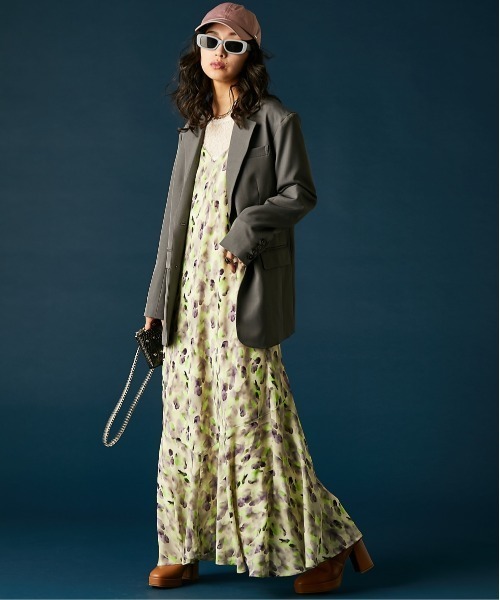 GEVS.（ジェイヴィス）の「プリントキャミソールワンピース＜大きいサイズ有＞GEVS.（ワンピース・レディース・ピンク系/グリーン系・M/L/LL/3L/4L/5L）」の4枚目の写真