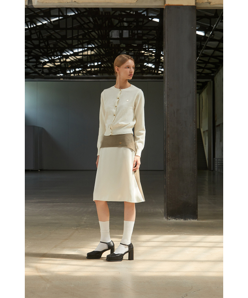 ANOETIC(アノエティック)の「MODIFY STRING SKIRT_BEIGE(スカート・レディース・ベージュ・SMALL/MEDIUM)」の2枚目の写真