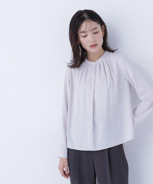 NATURAL BEAUTY BASIC（ナチュラルビューティーベーシック）の「◇フロントタックブラウス（シャツ/ブラウス・レディース・ブルー/ライトグリーン/ベージュ/オフホワイト・SMALL/MEDIUM）」の11枚目の写真