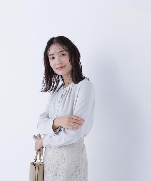 NATURAL BEAUTY BASIC(ナチュラルビューティーベーシック)の「◇フロントタックブラウス(シャツ/ブラウス・レディース・ブルー/ライトグリーン/ベージュ/オフホワイト・SMALL/MEDIUM)」の20枚目の写真