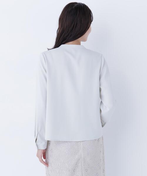 NATURAL BEAUTY BASIC(ナチュラルビューティーベーシック)の「◇フロントタックブラウス(シャツ/ブラウス・レディース・ブルー/ライトグリーン/ベージュ/オフホワイト・SMALL/MEDIUM)」の15枚目の写真