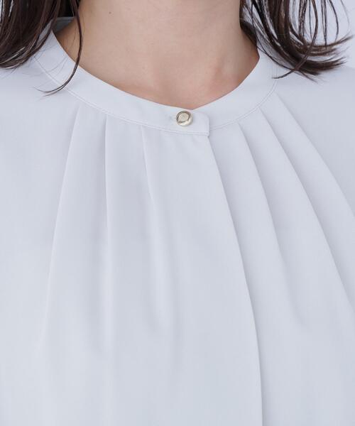 NATURAL BEAUTY BASIC(ナチュラルビューティーベーシック)の「◇フロントタックブラウス(シャツ/ブラウス・レディース・ブルー/ライトグリーン/ベージュ/オフホワイト・SMALL/MEDIUM)」の16枚目の写真