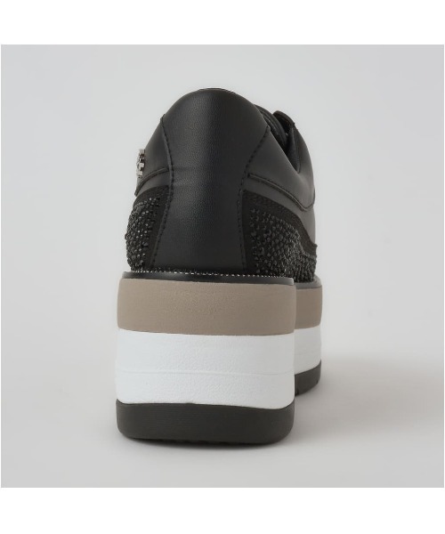 +diana（プラスダイアナ）の「【Premiumline】 ウィングチップスニーカー（スニーカー・レディース・アイボリー/ブラック/ホワイト・23.5cm/23.0cm/22.5cm/22.0cm/25.0cm/24.5cm/24.0cm）」の16枚目の写真