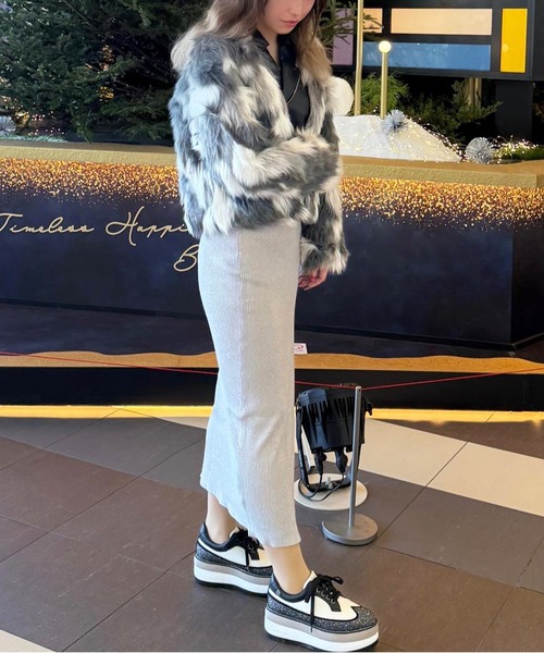 +diana（プラスダイアナ）の「【Premiumline】 ウィングチップスニーカー（スニーカー・レディース・アイボリー/ブラック/ホワイト・23.5cm/23.0cm/22.5cm/22.0cm/25.0cm/24.5cm/24.0cm）」の10枚目の写真