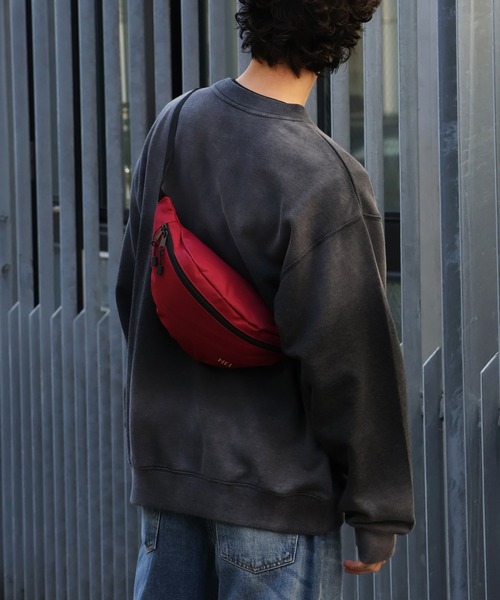 MEI（メイ）の「【MEI/メイ】STANDARD MOON SHOULDER/ロゴ刺繍 ショルダーバッグ ボディバッグ（ボディバッグ/ウエストポーチ・メンズ・ネイビー/ベージュ/ダークグリーン/グレー/サックスブルー/ブラック/バーガンディー/オリーブドラブ/ブラウン・FREE）」の17枚目の写真