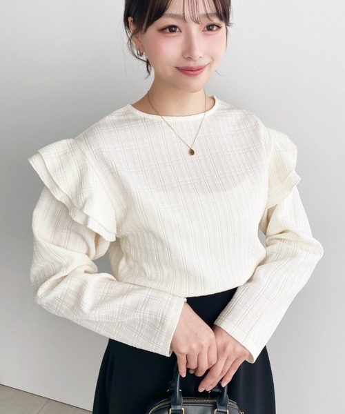 moment+(モーメントプラス)の「ブロックジャガード袖フリルロングTシャツ(Tシャツ/カットソー・レディース・ブラック/ネイビー/オフホワイト/ナチュラル・M)」の3枚目の写真
