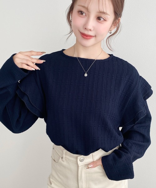 moment+(モーメントプラス)の「ブロックジャガード袖フリルロングTシャツ(Tシャツ/カットソー・レディース・ブラック/ネイビー/オフホワイト/ナチュラル・M)」の4枚目の写真