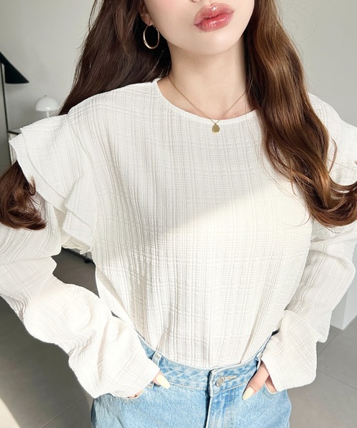 moment+(モーメントプラス)の「ブロックジャガード袖フリルロングTシャツ(Tシャツ/カットソー・レディース・ブラック/ネイビー/オフホワイト/ナチュラル・M)」の1枚目の写真