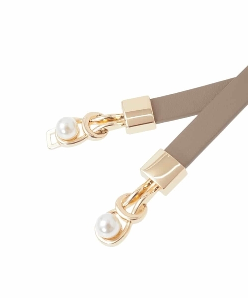 a.v.v（アーヴェヴェ）の「パール調ビットベルト（ベルト・レディース・ブラック/アイボリー・38）」の3枚目の写真