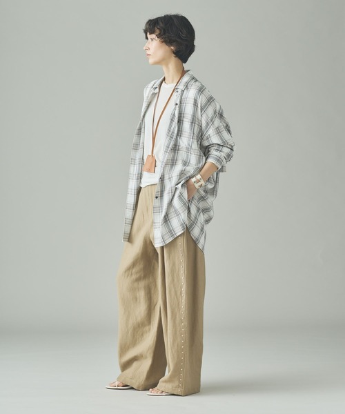 Curensology(カレンソロジー)の「Curensology(カレンソロジー)/セルロースローンチェックシャツ(シャツ/ブラウス・レディース・チャコールグレー/オフホワイト・FREE)」の7枚目の写真