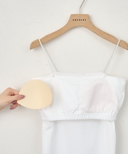 SHENERY（シーナリー）の「ダブルストラップカップ付きキャミ（キャミソール・レディース・ホワイト/ブラック・SMALL/MEDIUM）」の7枚目の写真
