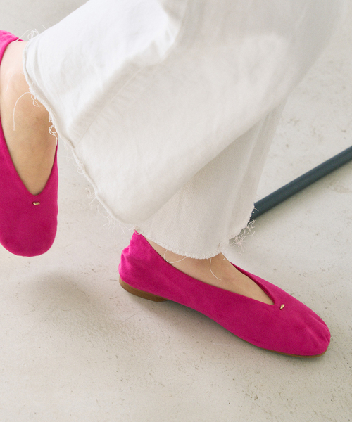 LE TALON（ルタロン）の「《追加2》オブリークソフトフラット（その他シューズ・レディース・ブラック/シルバー/ピンク・24.5cm/24cm/23.5cm/23cm/22cm/22.5cm/25cm）」の2枚目の写真