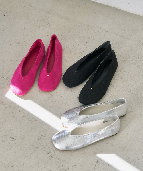 LE TALON（ルタロン）の「《追加2》オブリークソフトフラット（その他シューズ・レディース・ブラック/シルバー/ピンク・24.5cm/24cm/23.5cm/23cm/22cm/22.5cm/25cm）」の4枚目の写真