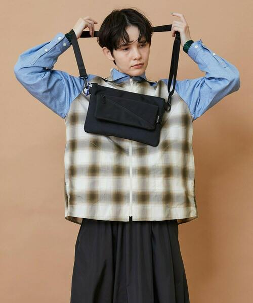 FRAPBOIS（フラボア）の「フラップサコッシュ２（ショルダーバッグ・レディース・ベージュ系その他/ブラック系その他/ブラック・FREE）」の11枚目の写真