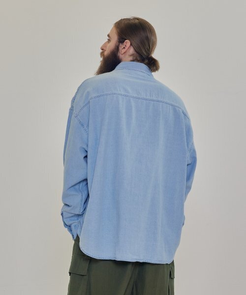 CARGOBROS（カーゴブロス）の「CB ウォッシングシティボーイデニムシャツ（淡い青）（シャツ/ブラウス・メンズ・その他・FREE）」の2枚目の写真