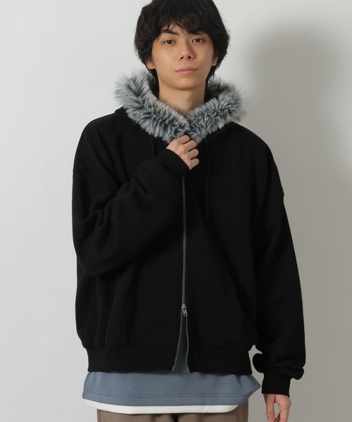 LAKOLE（ラコレ）の「ファーフードZIPパーカー / 641591（パーカー