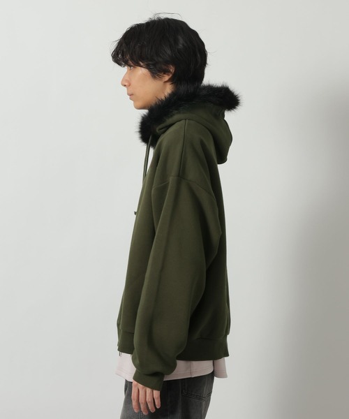 LAKOLE(ラコレ)の「ファーフードZIPパーカー / 641591(パーカー・メンズ・カーキ/ブラック・LARGE/MEDIUM)」の10枚目の写真