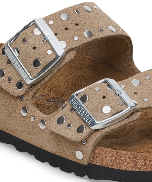 BIRKENSTOCK(ビルケンシュトック)の「BIRKENSTOCK/ビルケンシュトック Arizona Rivet LEVE リベットデザイン アリゾナサンダル 秋 秋服 2026年秋冬(サンダル・メンズ・ブラック/ベージュ/ブラウン・40/38/39/41/42/43/36/37)」の11枚目の写真
