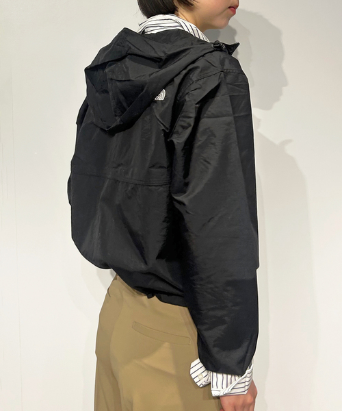 THE NORTH FACE(ザノースフェイス)の「THE NORTH FACE/ザ ノース フェイス Short Compact Jacket NPW22630(マウンテンパーカー・レディース・アイボリー/ブラック・LARGE)」の19枚目の写真