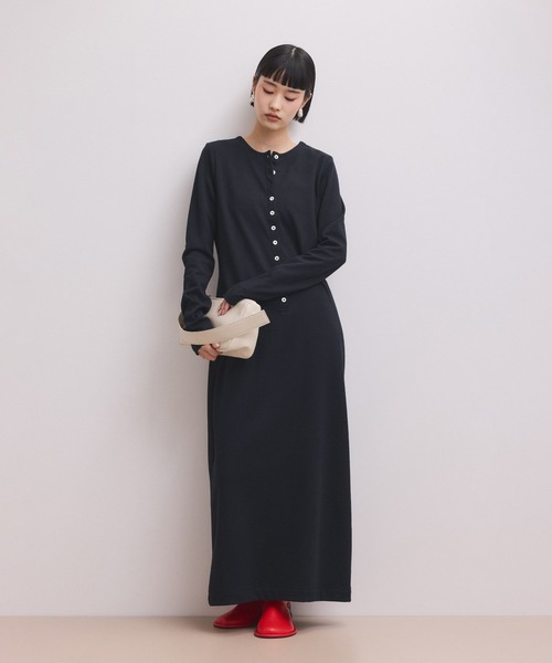 ADAM ET ROPE'（アダムエロペ）の「オブリークトゥクロッグ（サンダル・レディース・ブラック/ダークブラウン/レッド・36/37/38）」の6枚目の写真