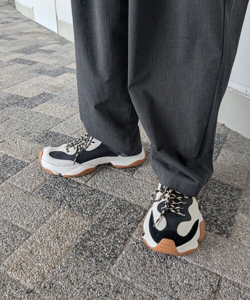 CAMPER（カンペール）の「[カンペール] TWINS / レザースニーカー（スニーカー・メンズ・ホワイト・25.0cm/25.5cm/27.5cm/26.0cm/28.0cm/27.0cm）」の2枚目の写真