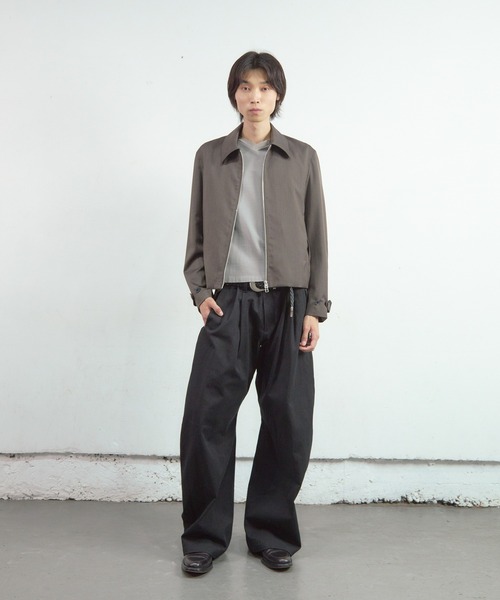 2TUCKED CURVED LEG TROUSERS（その他パンツ）｜NVRFRGT（ネヴァー