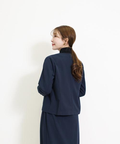 CHhdmn(シーエイチヒデモン)の「ストレッチジョーゼットノーカラーショート丈 ジャケット 秋冬(ノーカラージャケット・レディース・アイボリー/ブラック/ネイビー・M/L)」の22枚目の写真