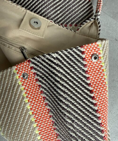 Chez toi(シェトワ)の「MIX/ストライプ柄トート(トートバッグ・レディース・オレンジ/ブラック/ブラウン・FREE)」の6枚目の写真