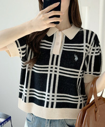 U.S. POLO ASSN.（ユーエスポロアッスン）の「【Ada.別注 U.S. POLO ASSN】チェック ショート丈 ニットポロシャツ（ニット/セーター）」