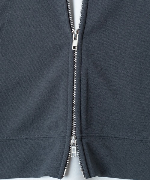 BROWNY（ブラウニー）の「BROWNY/【26年春夏新作】アンサンブルZIPパーカー(LS)（パーカー・メンズ・チャコールグレー/ライトベージュ・LARGE/MEDIUM）」の9枚目の写真